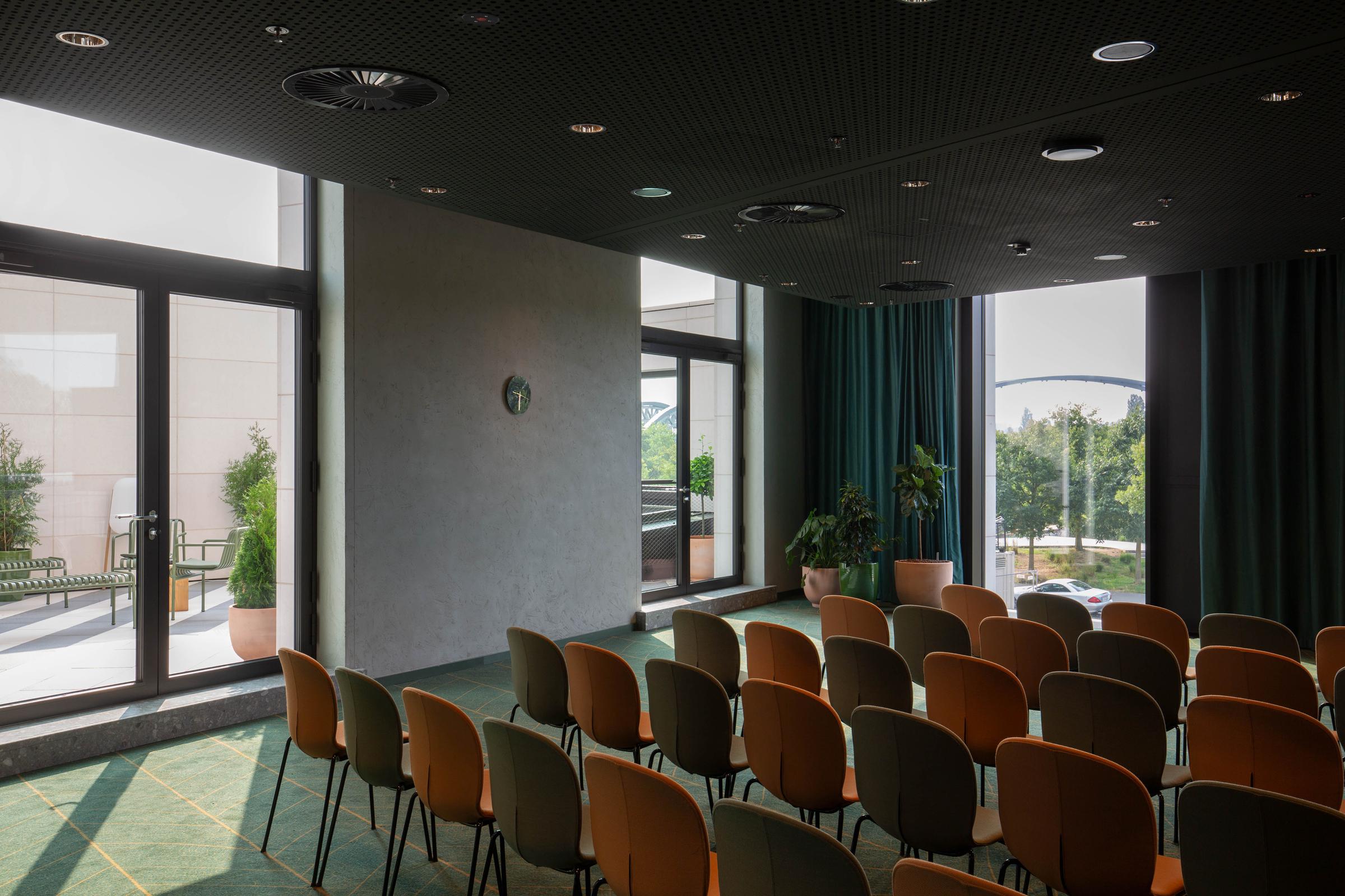 Meeting Room Treeroom Scandic Frankfurt Hafenpark