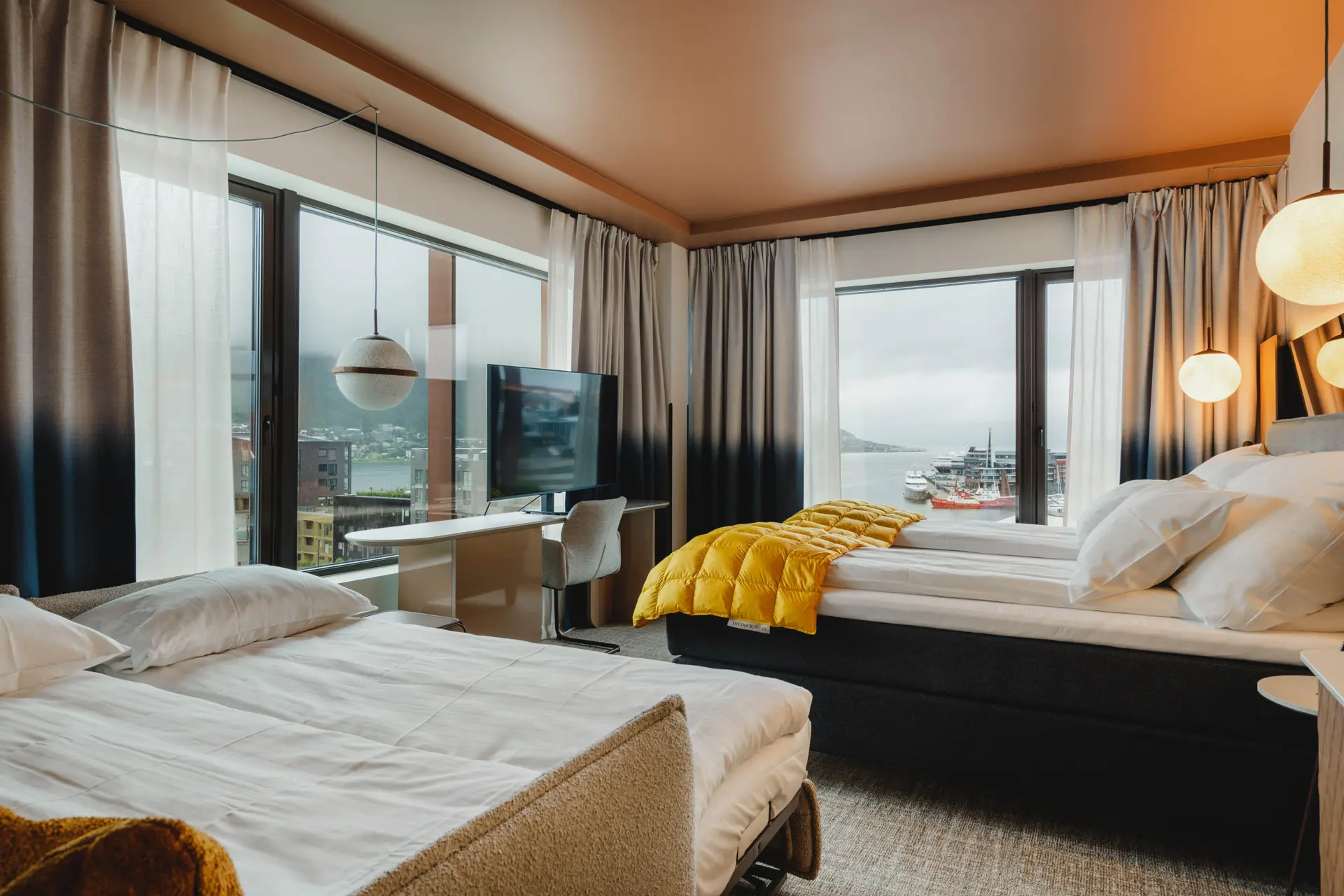 Stay at The Dock 69°39 by Scandic | Hotel in Tromso