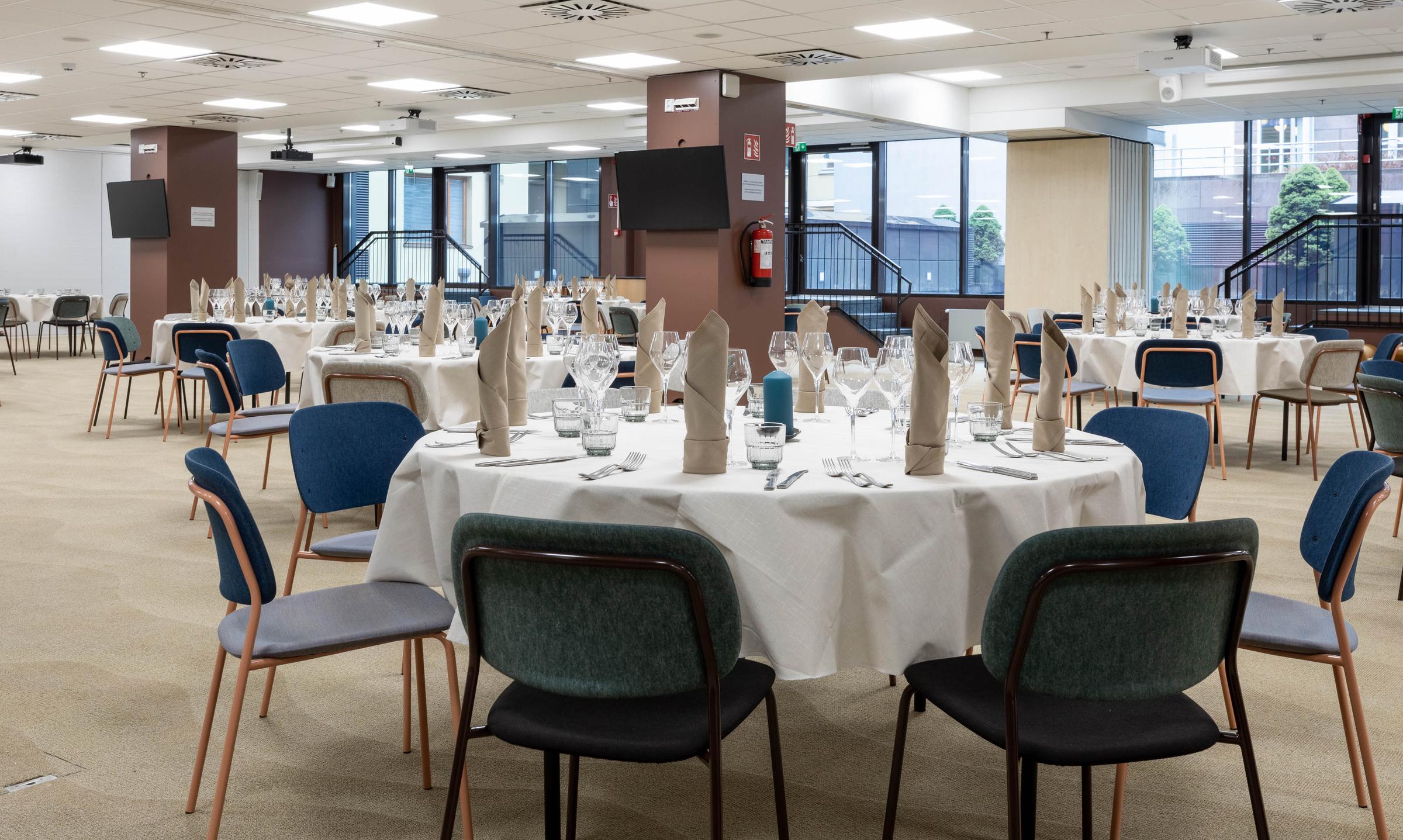 conference room meet 1-4 at scandic helsinki hub