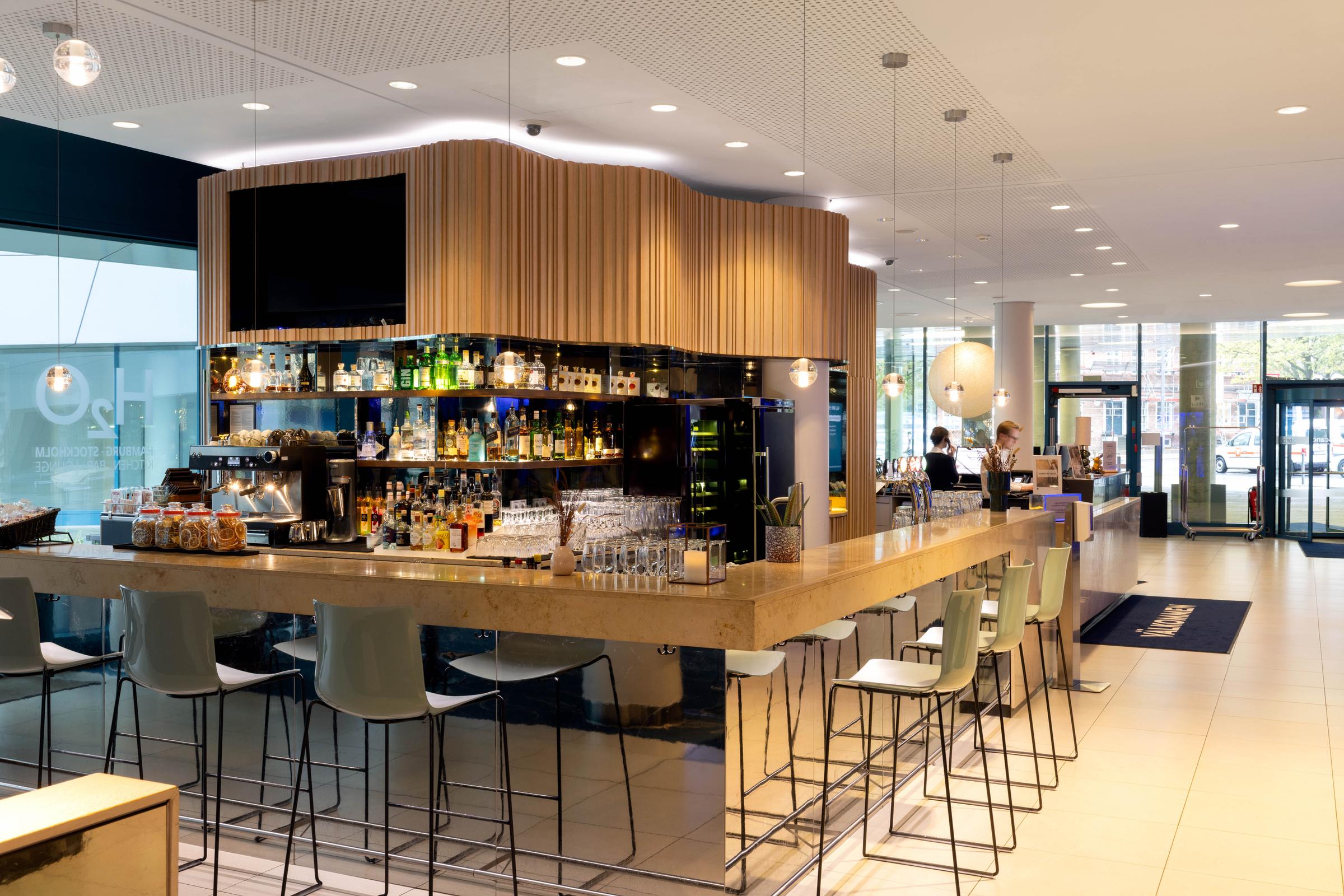 Bar at Scandic Hamburg Emporio