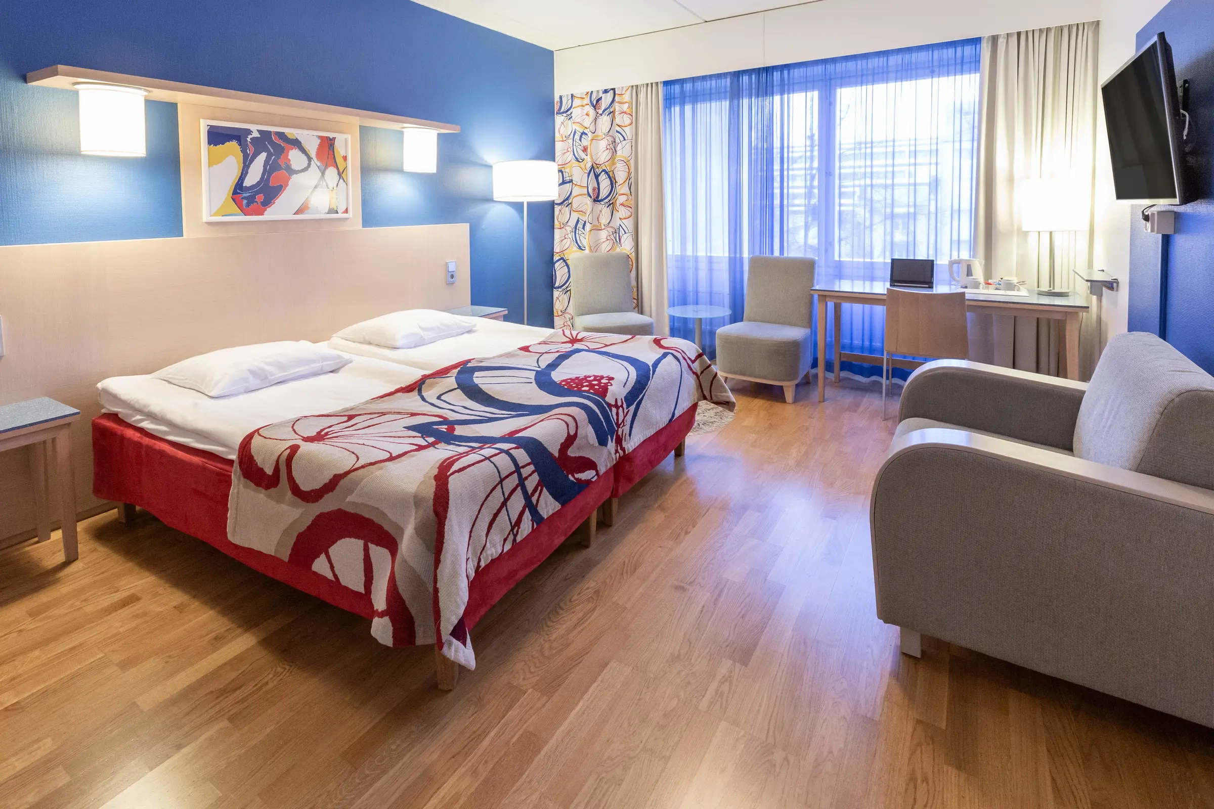 Superior bedroom