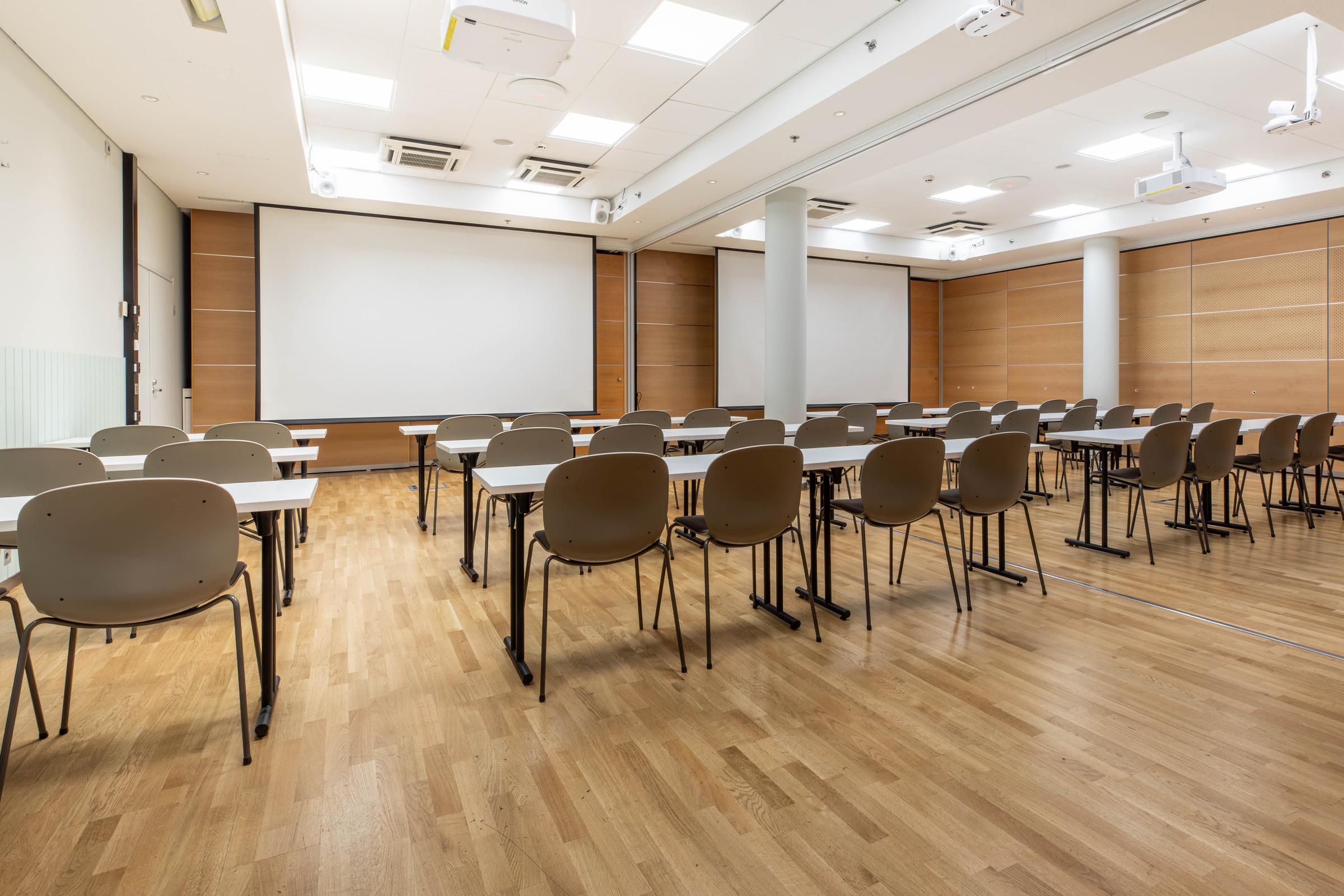 meeting room pyynikki at scandic tampare city in finland