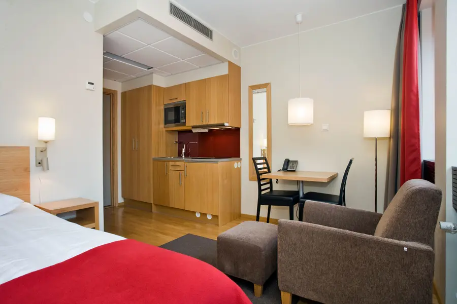 Queen Standard Kitchenette, overview room