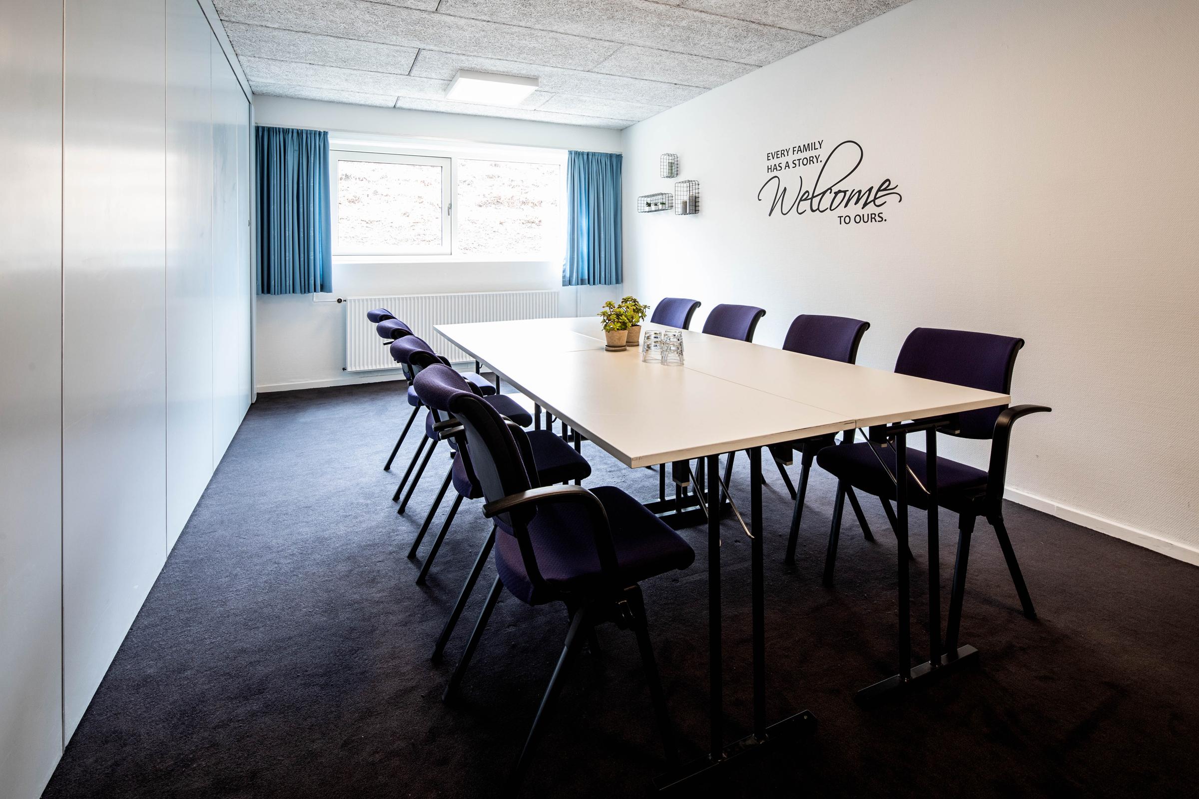 Meetingroom Hojme and Bellinge in boardroom style