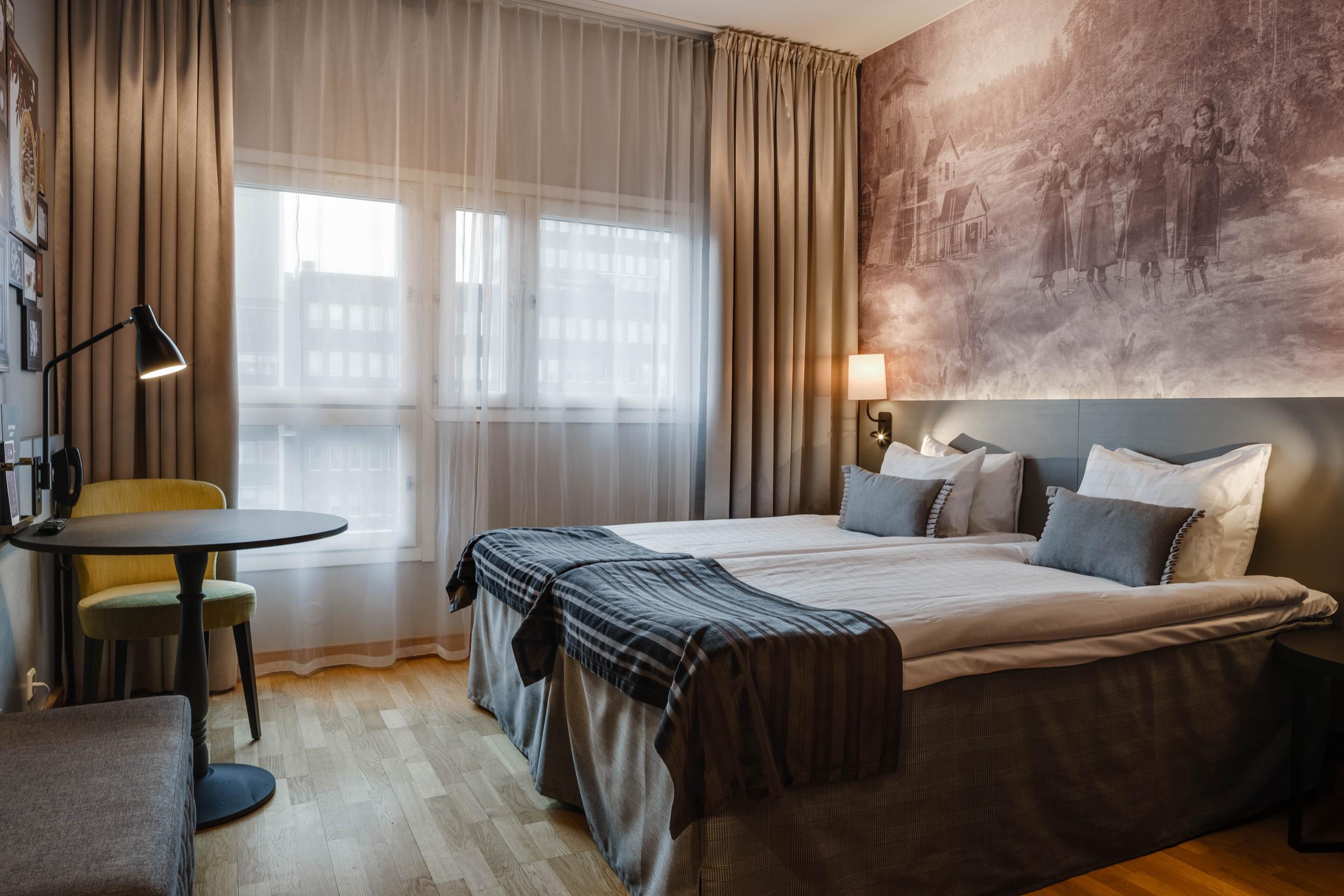 Bedroom of family room in Scandic Skelleftea