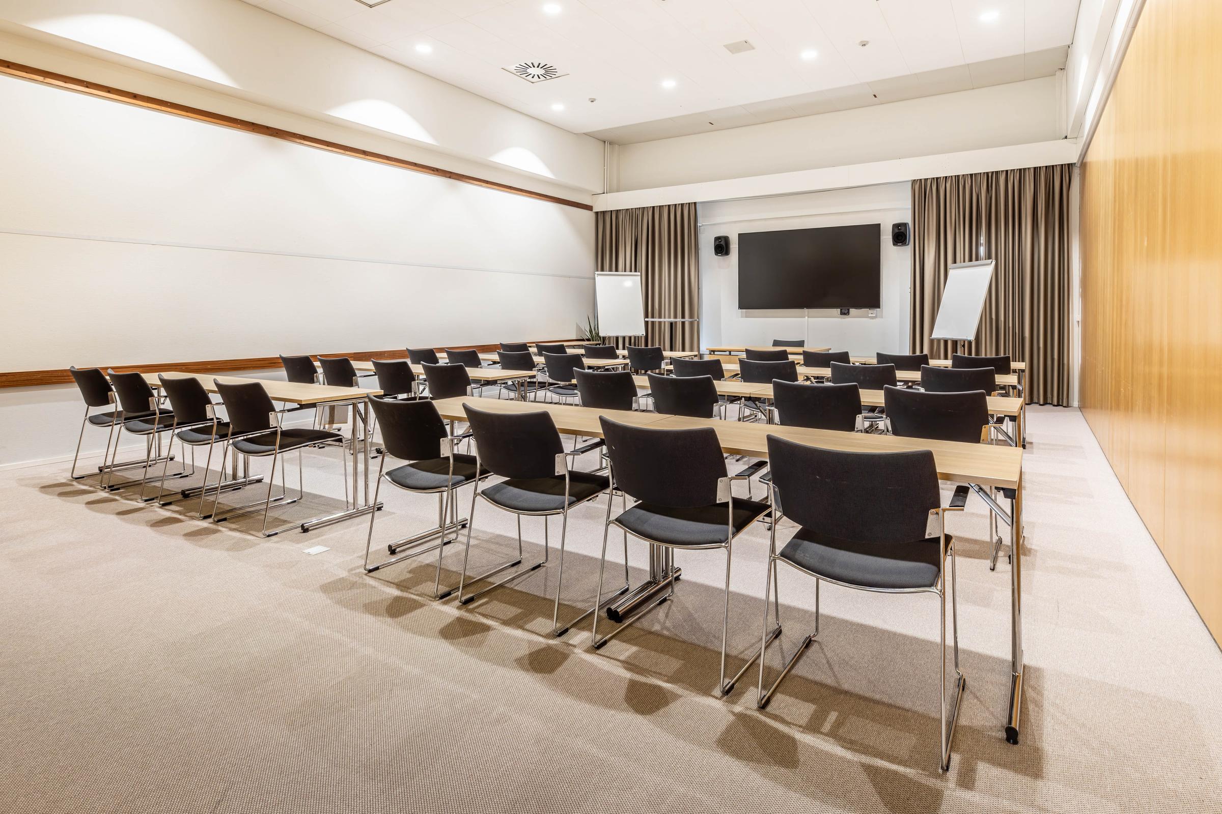 meeting room at scandic helsinki aviacongress