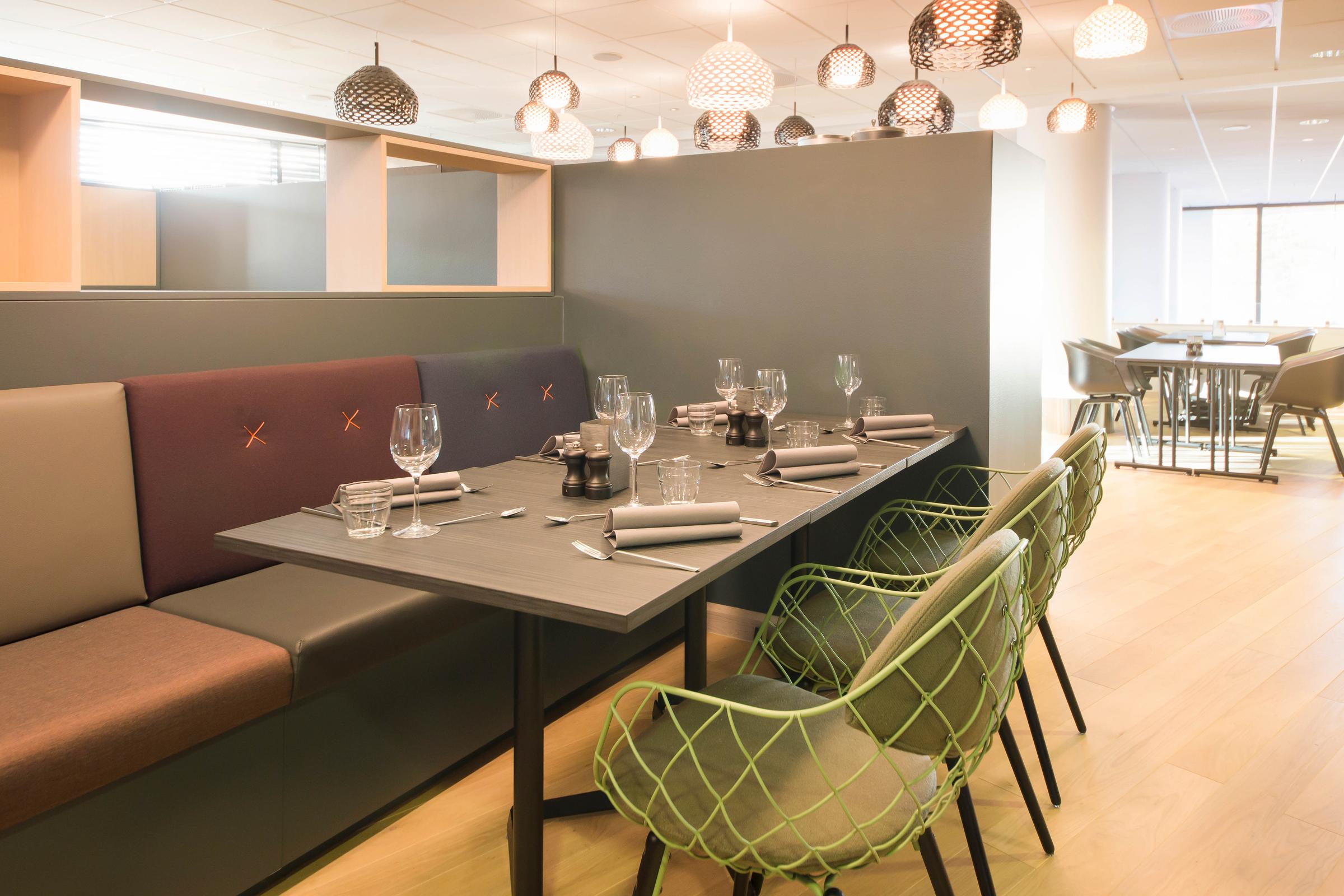 Scandic Lerkendal, restaurant, Food, breakfast, furniture, table, chair