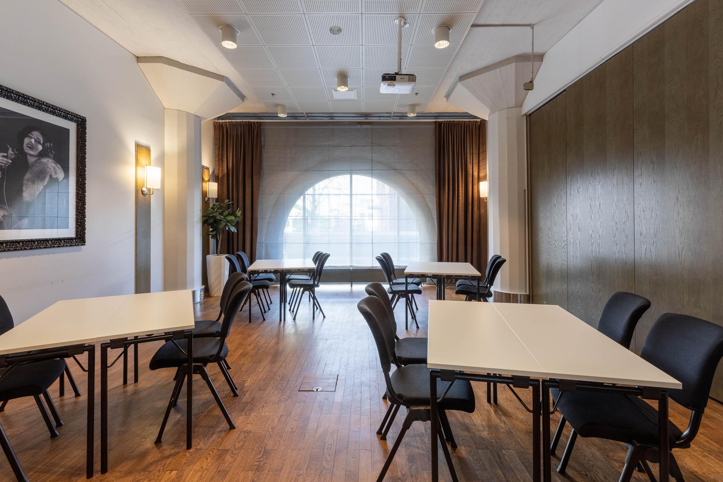 meeting room eliel at grand marina in helsinki