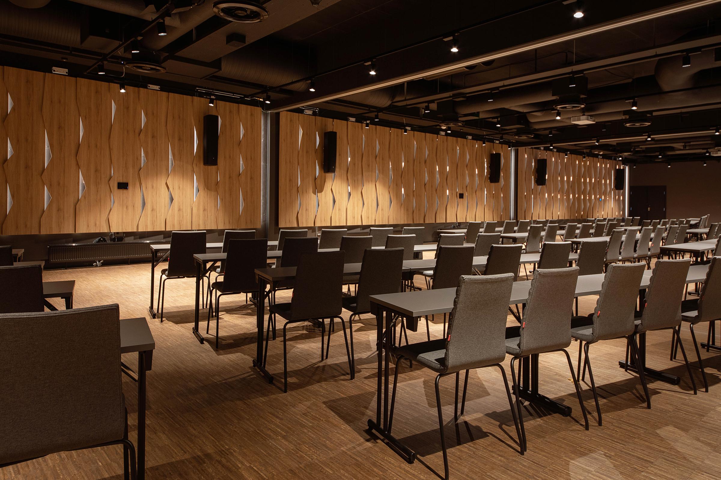 meeting room haust, sumar and vinter at scandic voss in norway