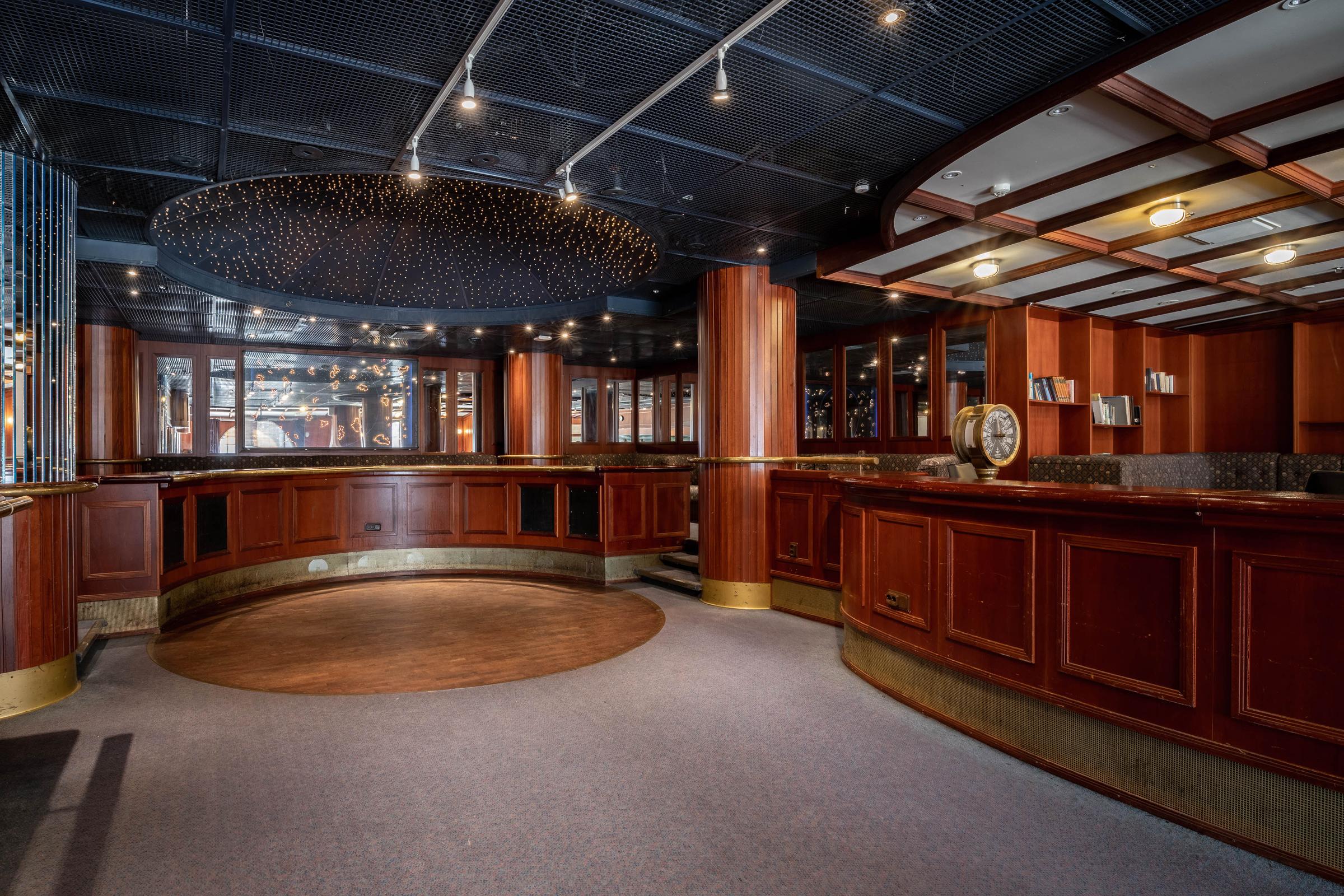 meeting room commodore at grand marina in helsinki