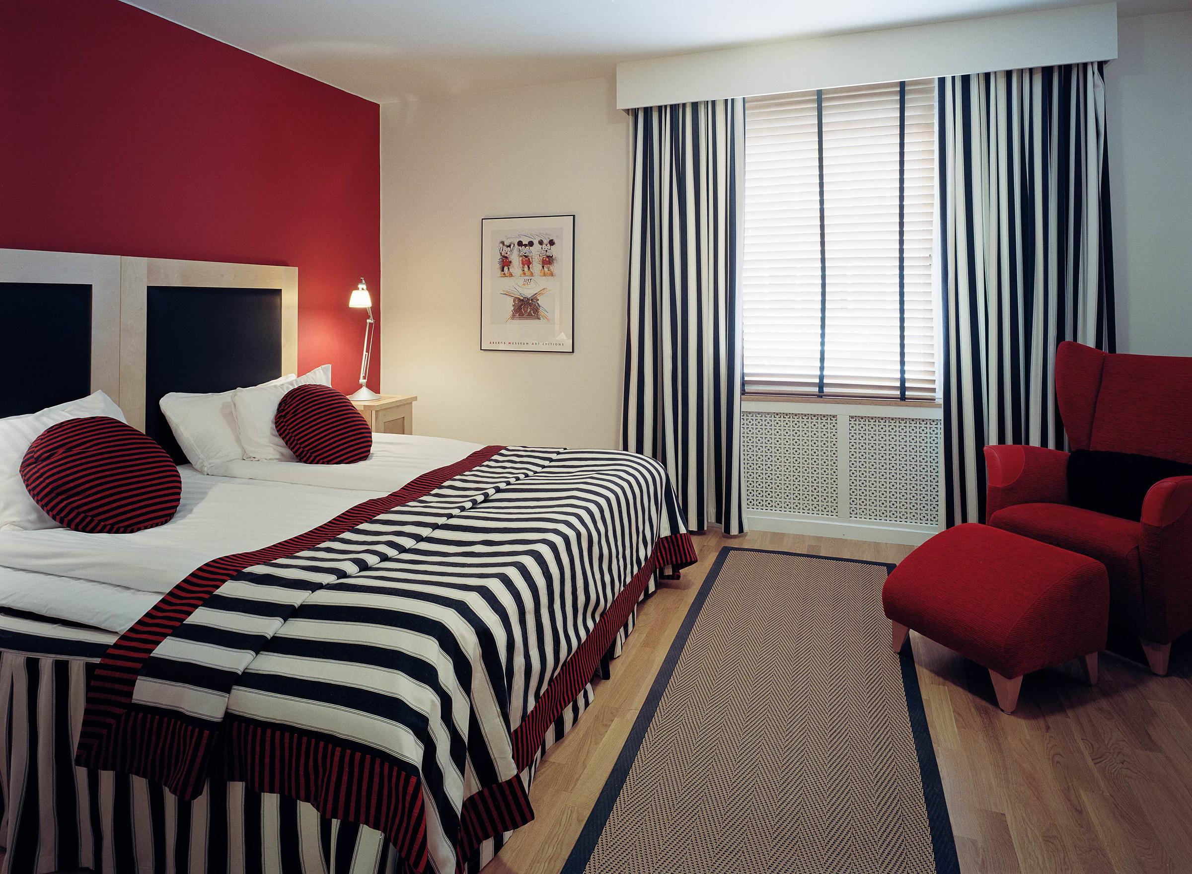 " Room, Suite "