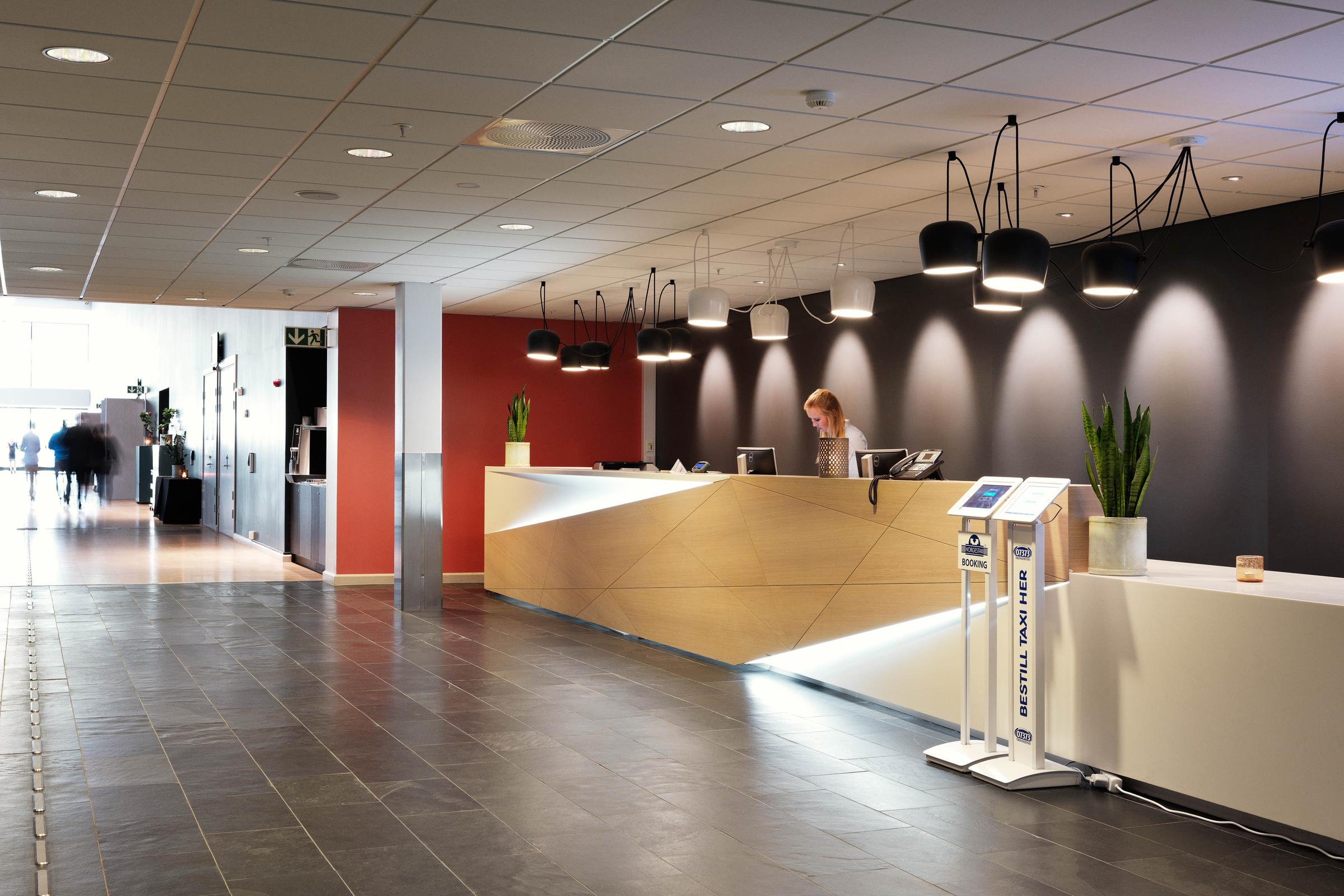 Conference, Front Desk