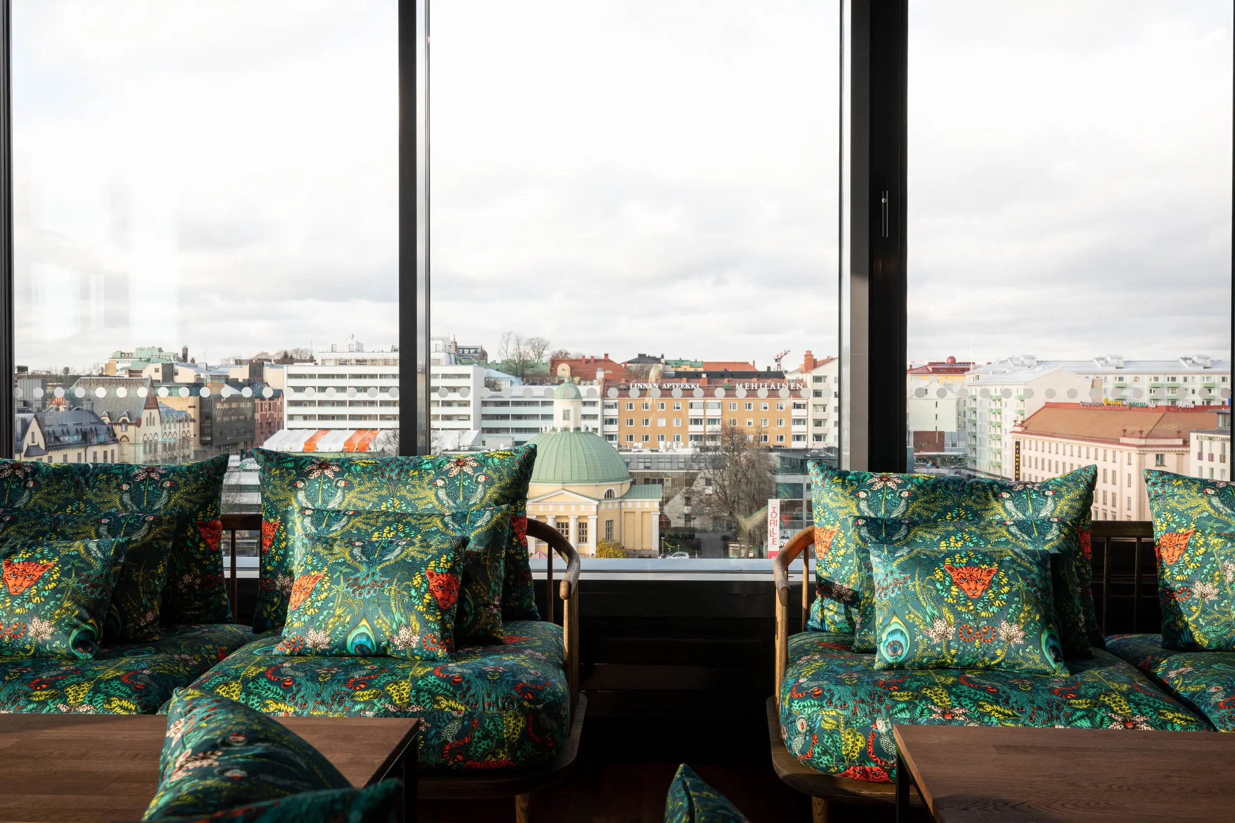 rooftop-bar at scandic hamburger bors in turku