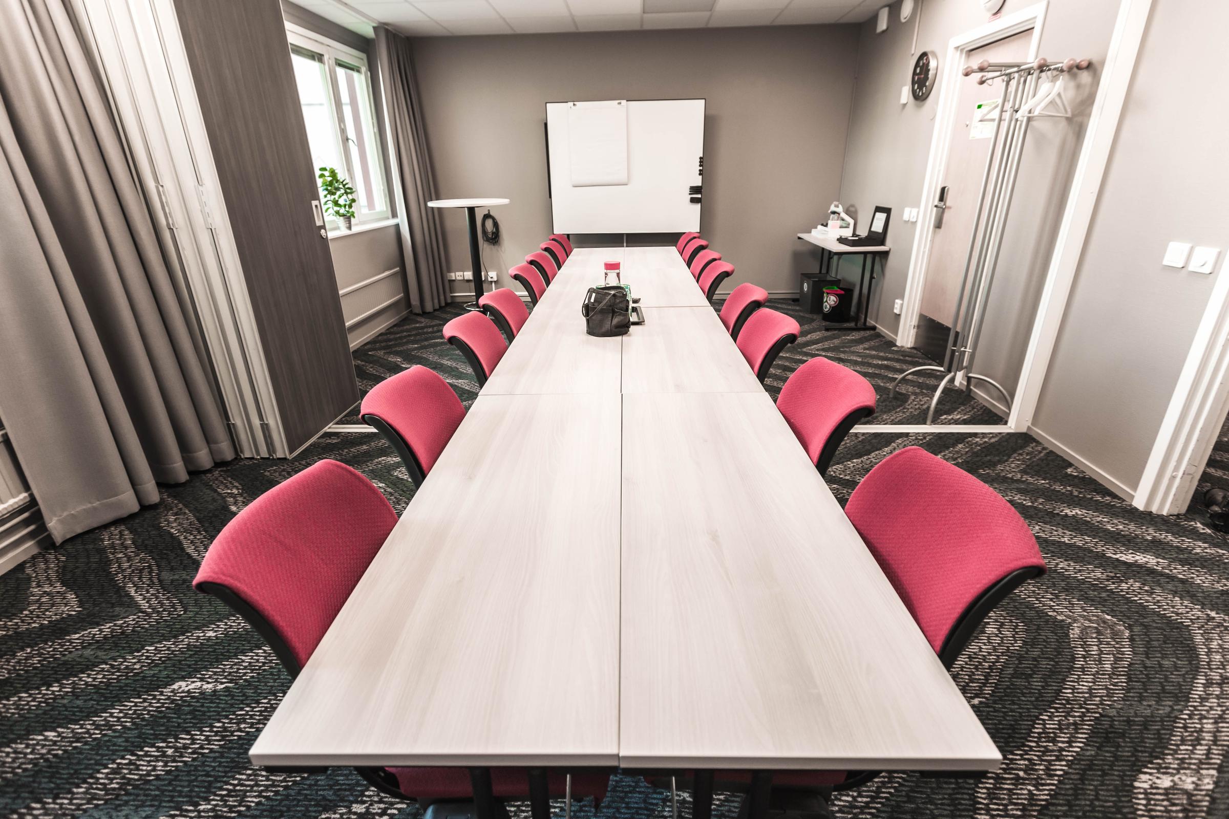 Meeting Room Svalan Boardroom Style