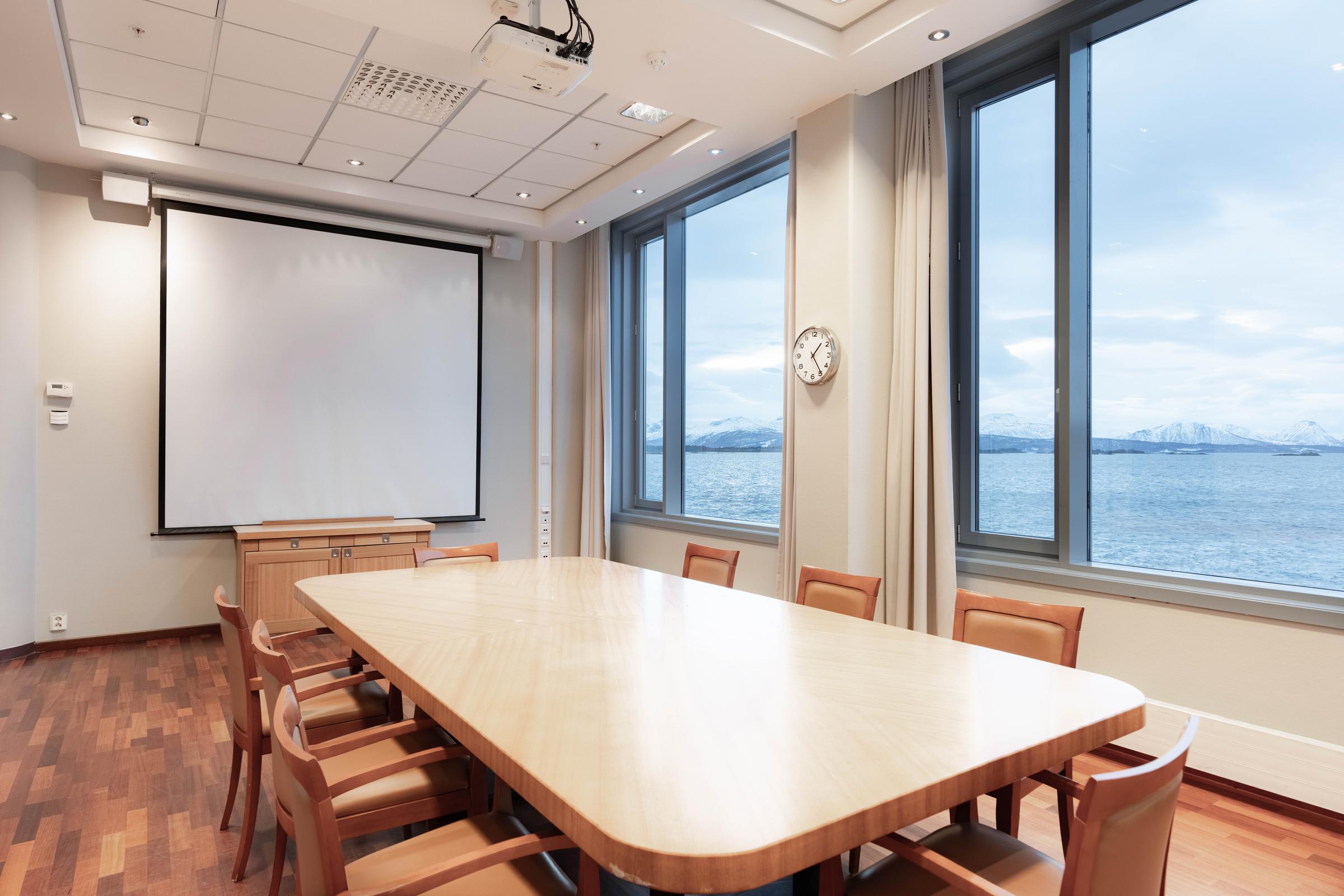 meeting room arne at scandic seilet in molde