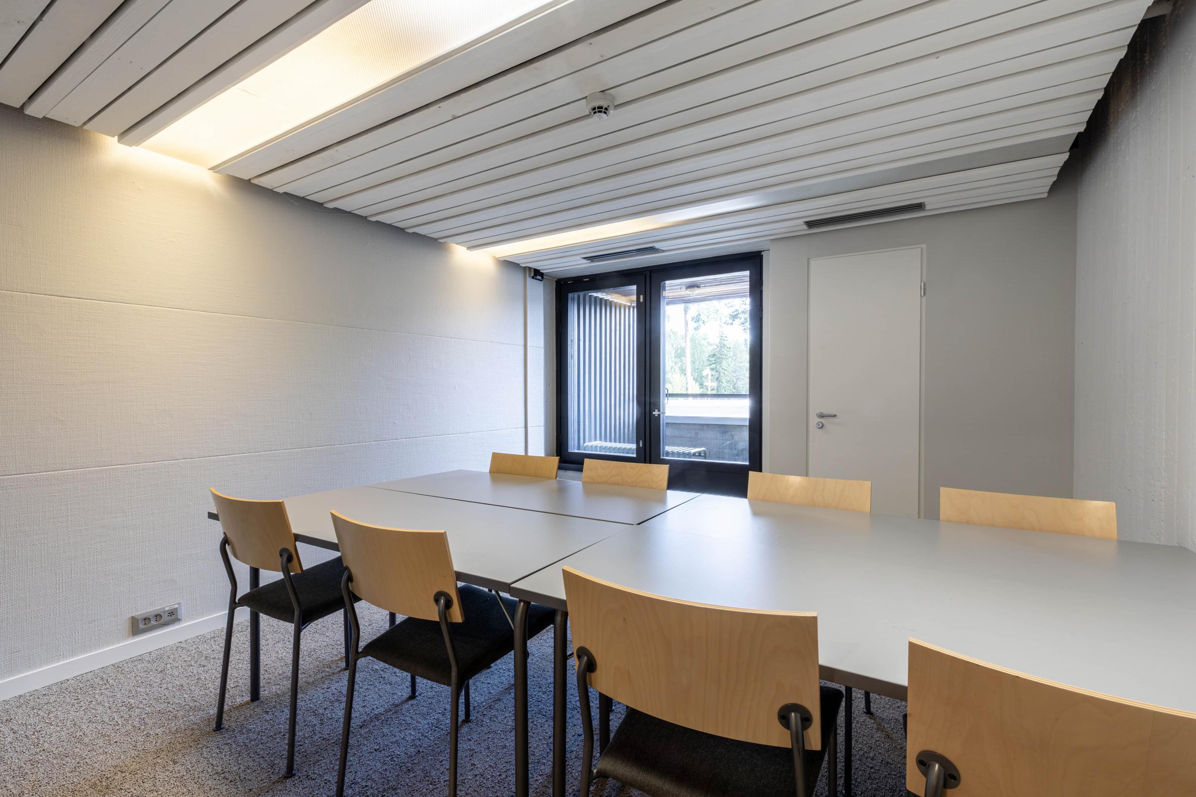 meeting room at scandic laajavuori in jyveskyla