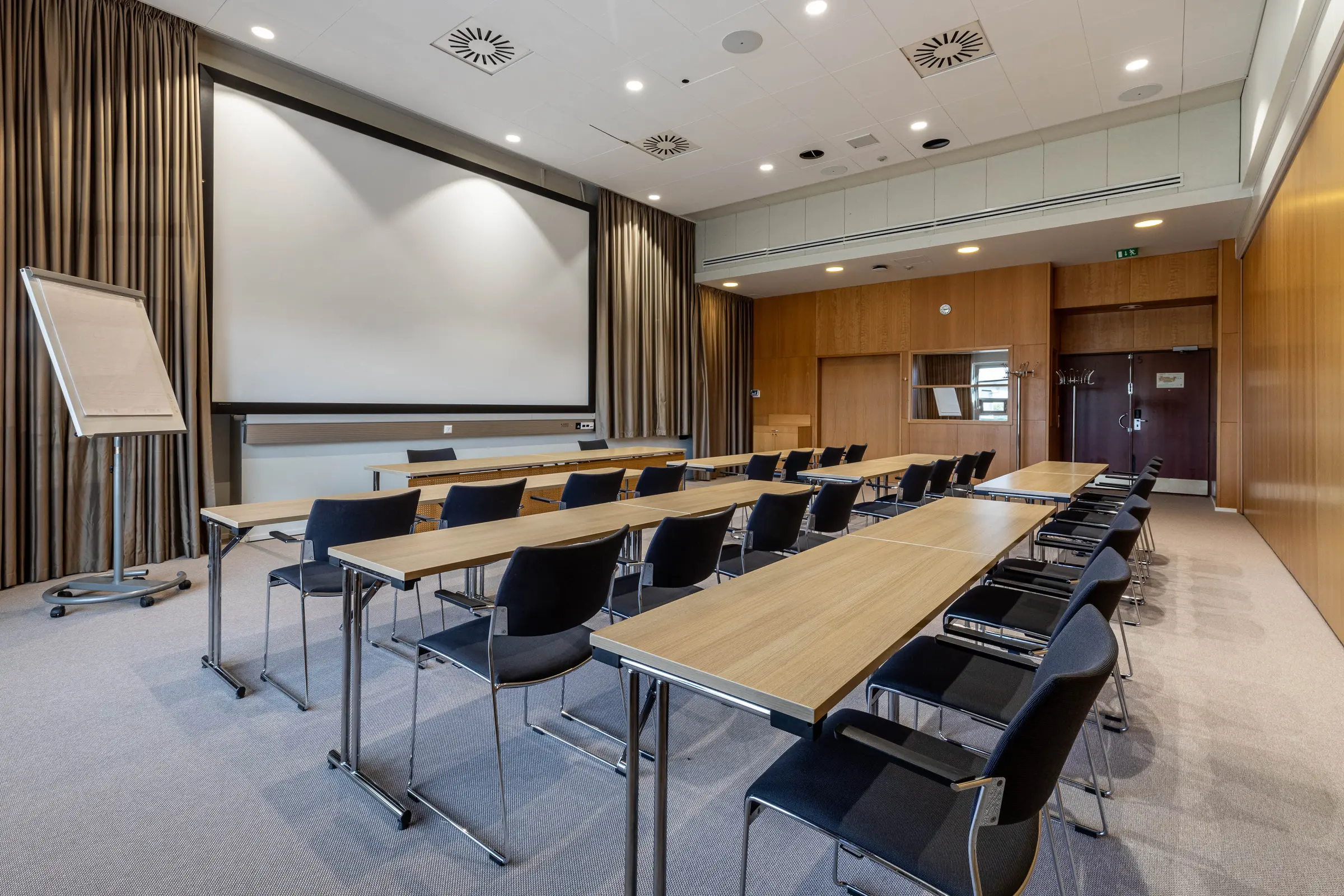 meeting room at scandic aviacongress