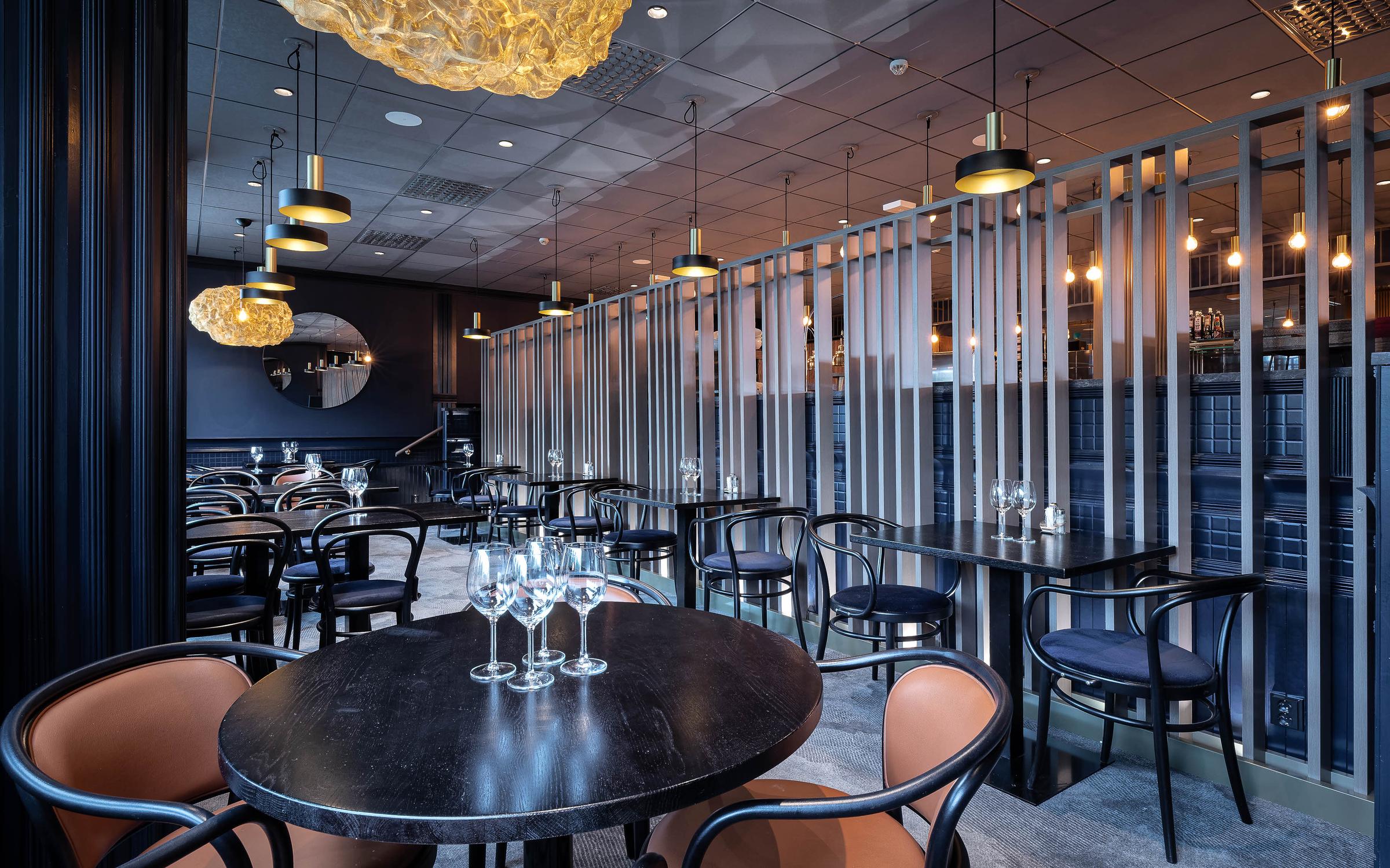 Restaurant Bord
