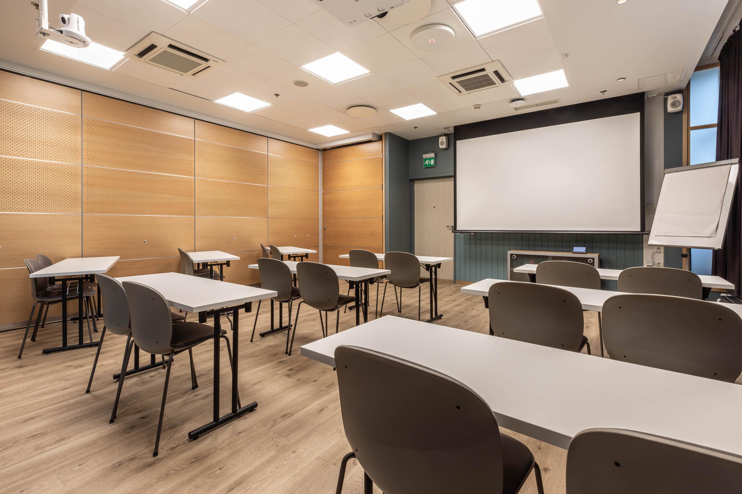 meeting room ratina 1 at scandic tampere city