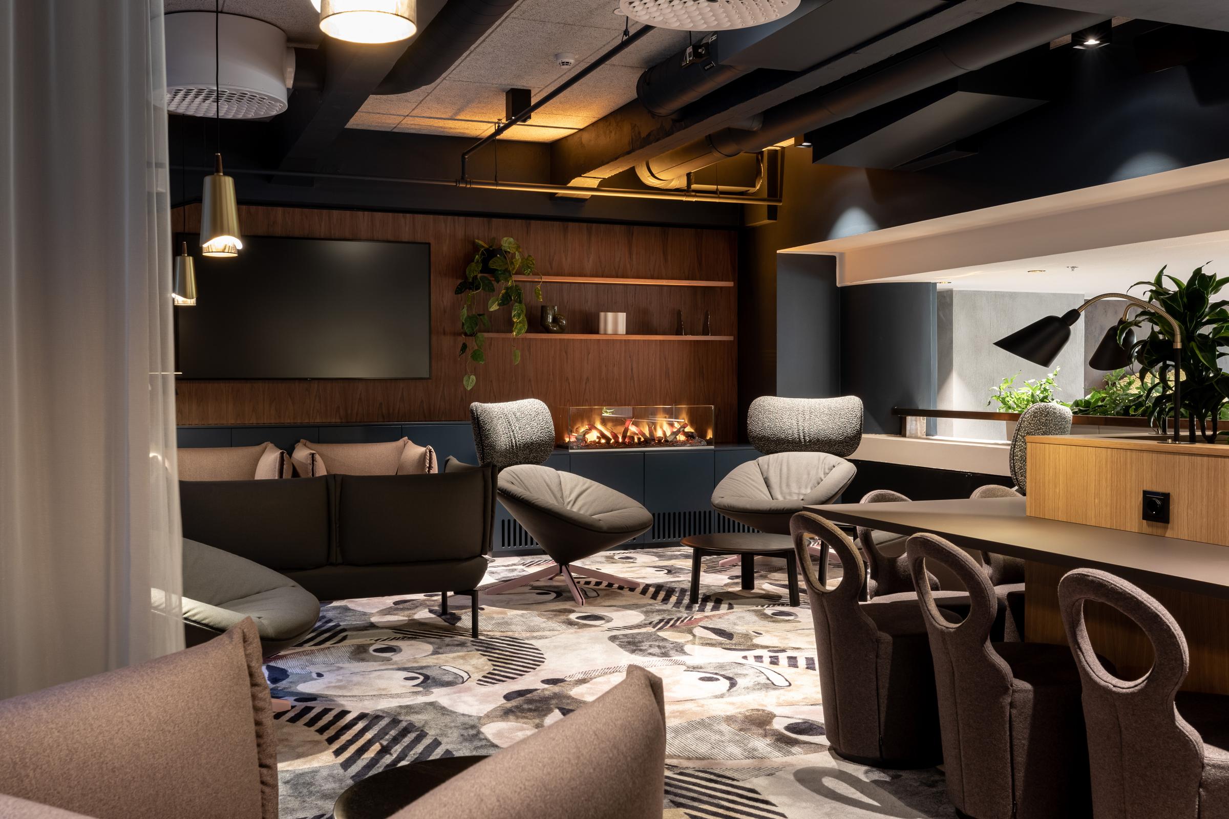 coworking lounge at scandic helsinki hub