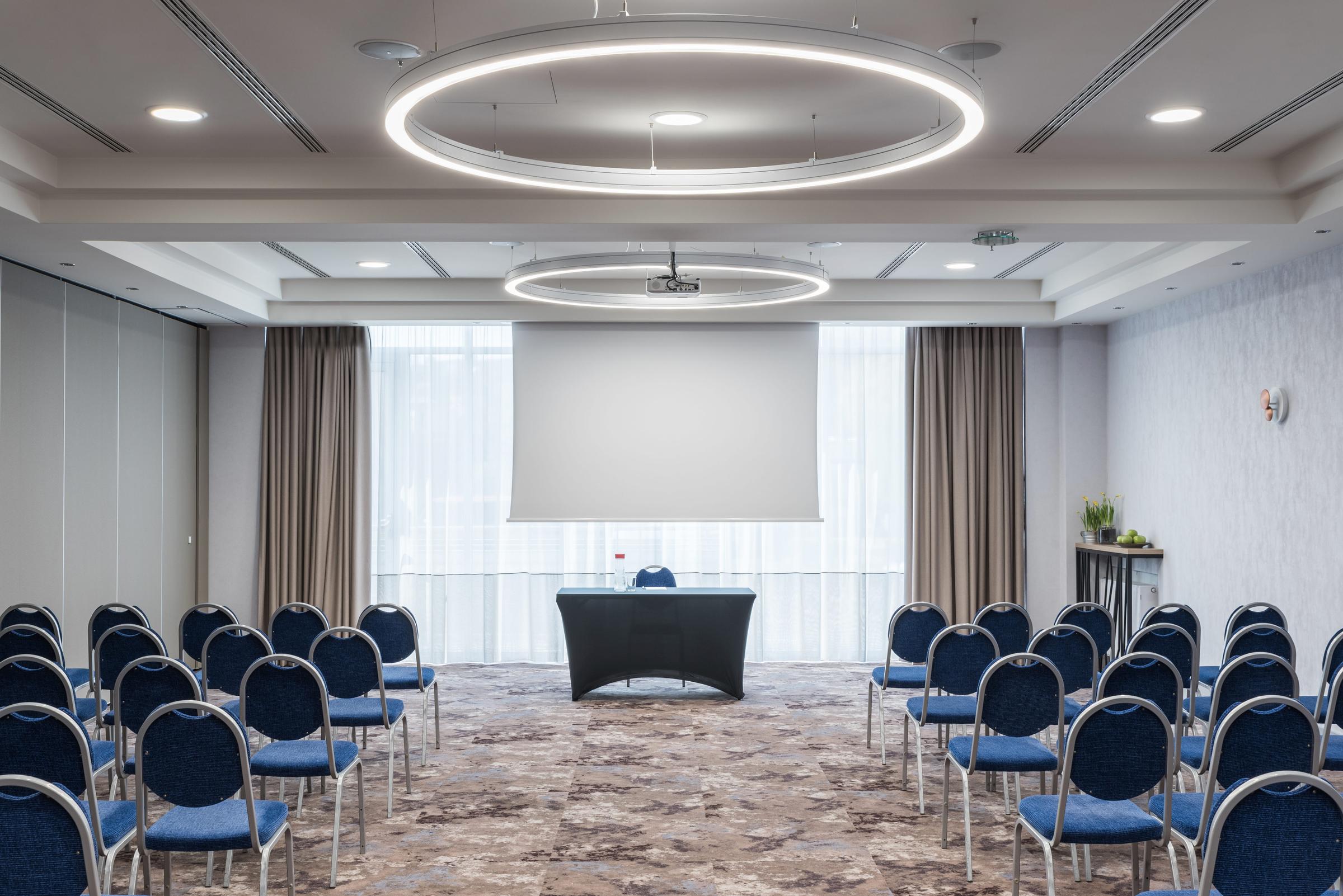 Meeting Room Kopenhagen Theatre Style