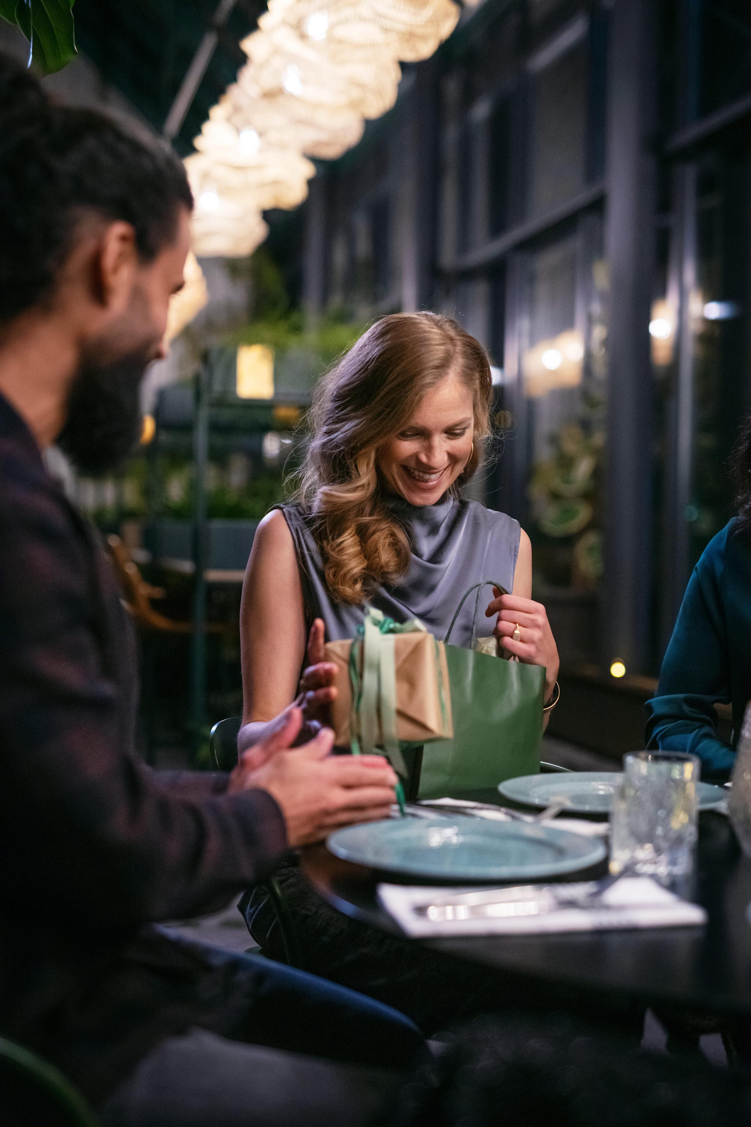 Scandic_Couple friends_Gifting 1.tif