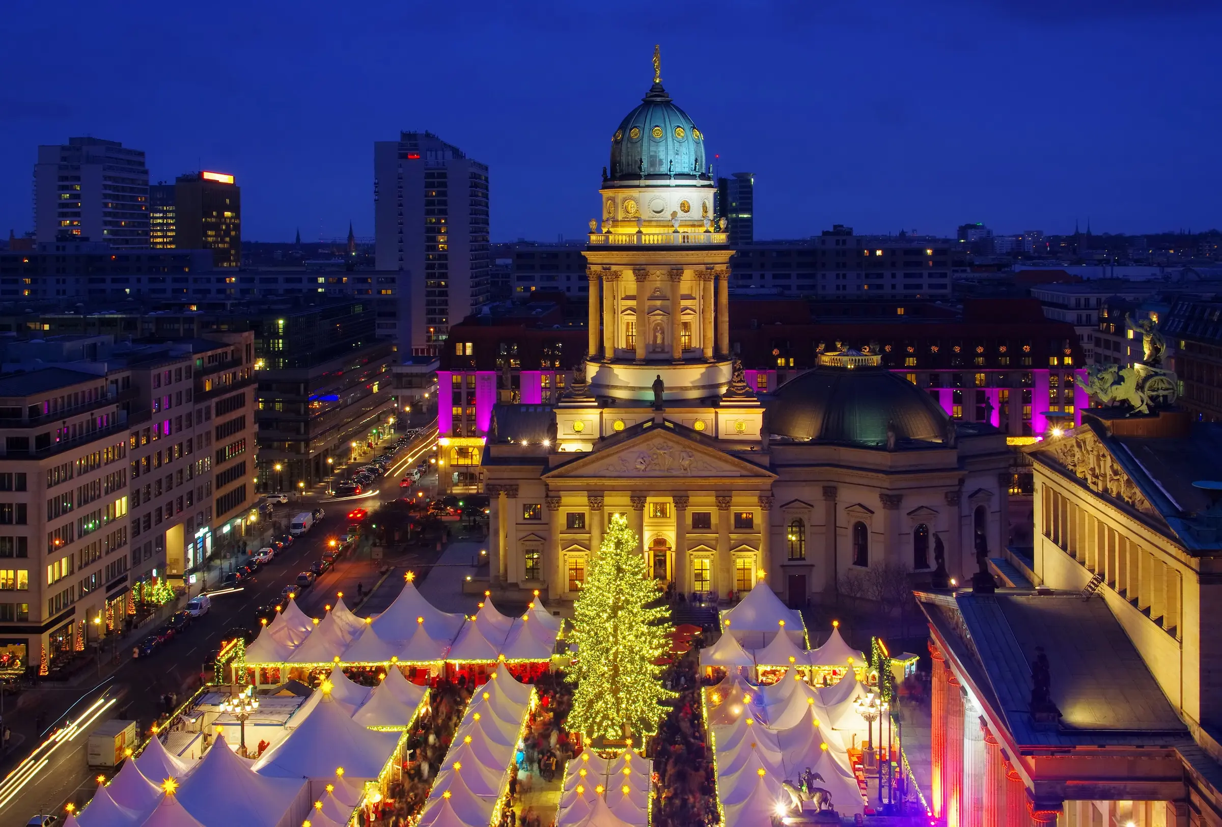 Christmas market Gendarmenmarkt Berlin