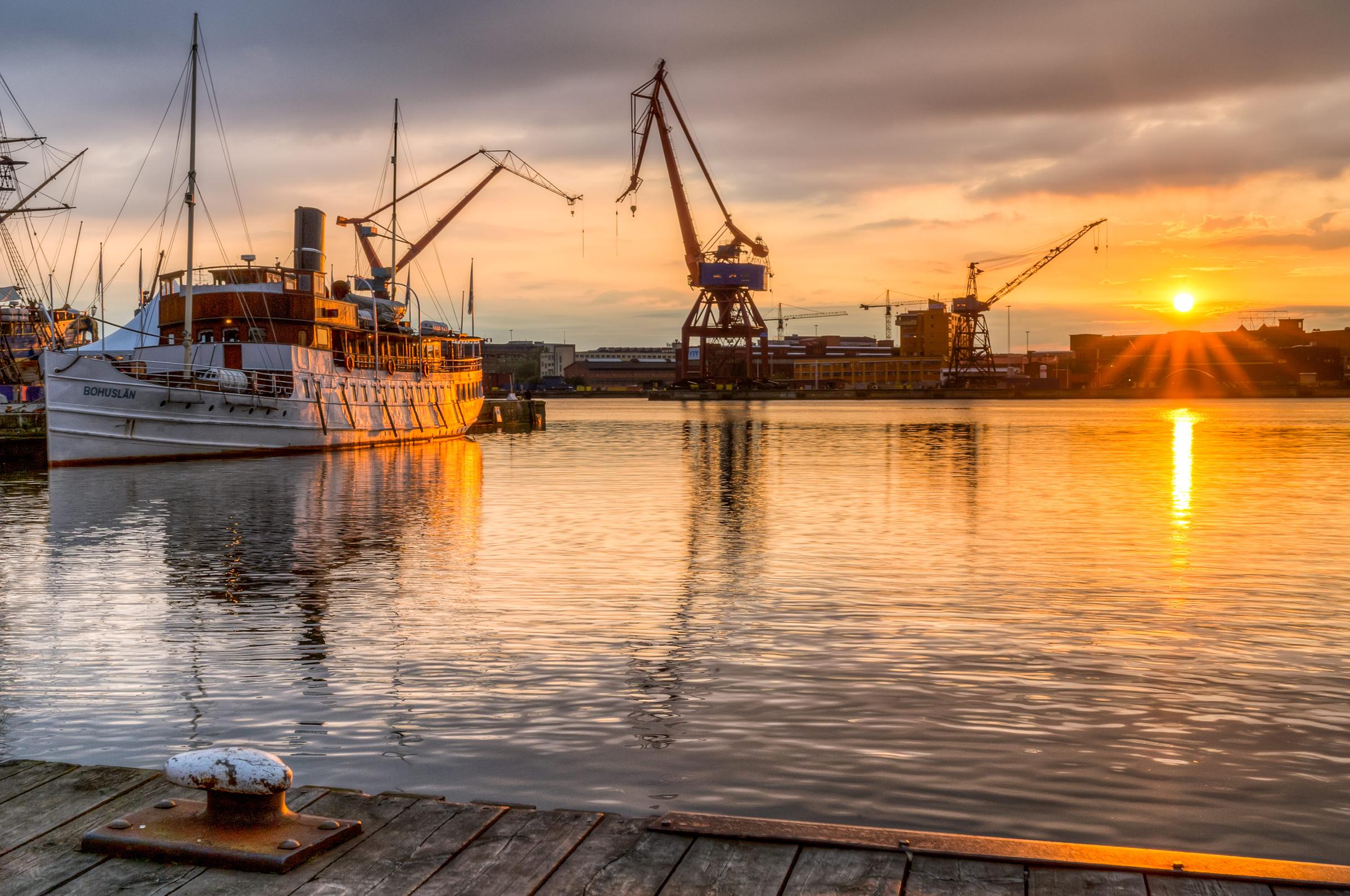 Gothenburg's harbour in sunset.
