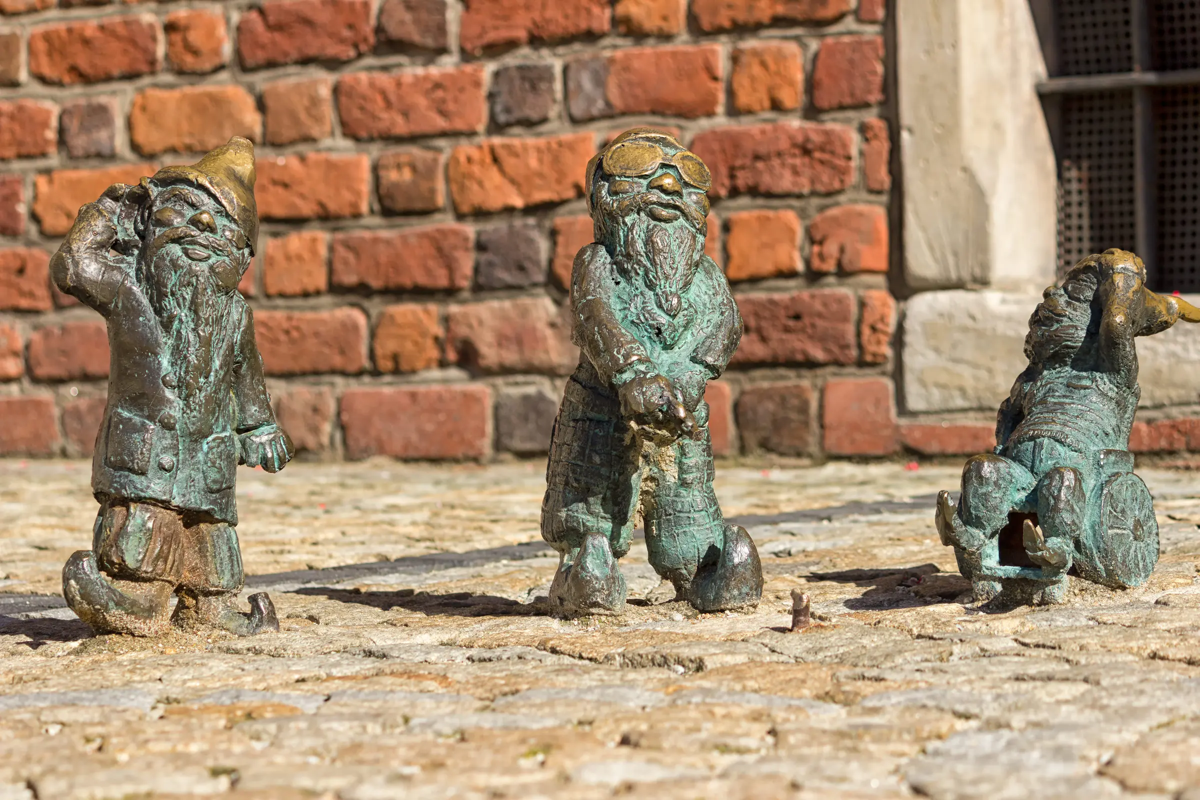 Dwarfs in Wroclaw, bronze figurines