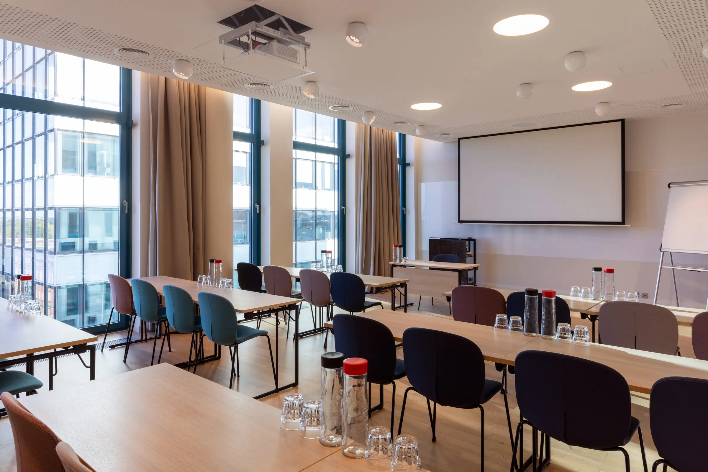 Meeting room Blomen at Scandic Hamburg Emporio