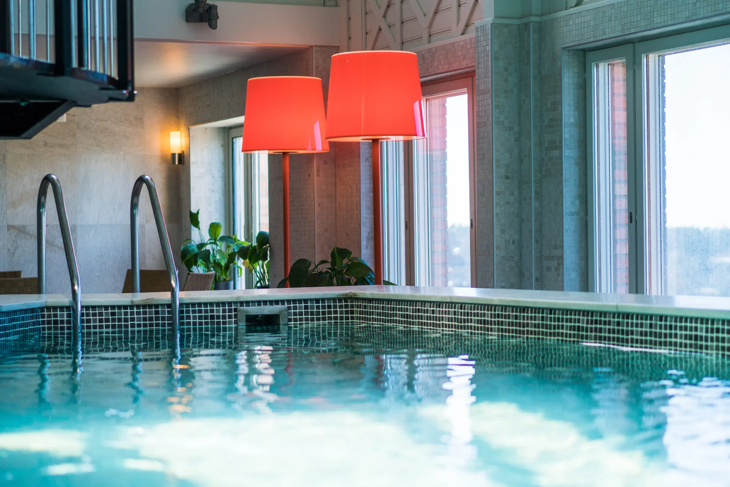 Relax pool hotel Scandic Star Sollentuna Stockholm