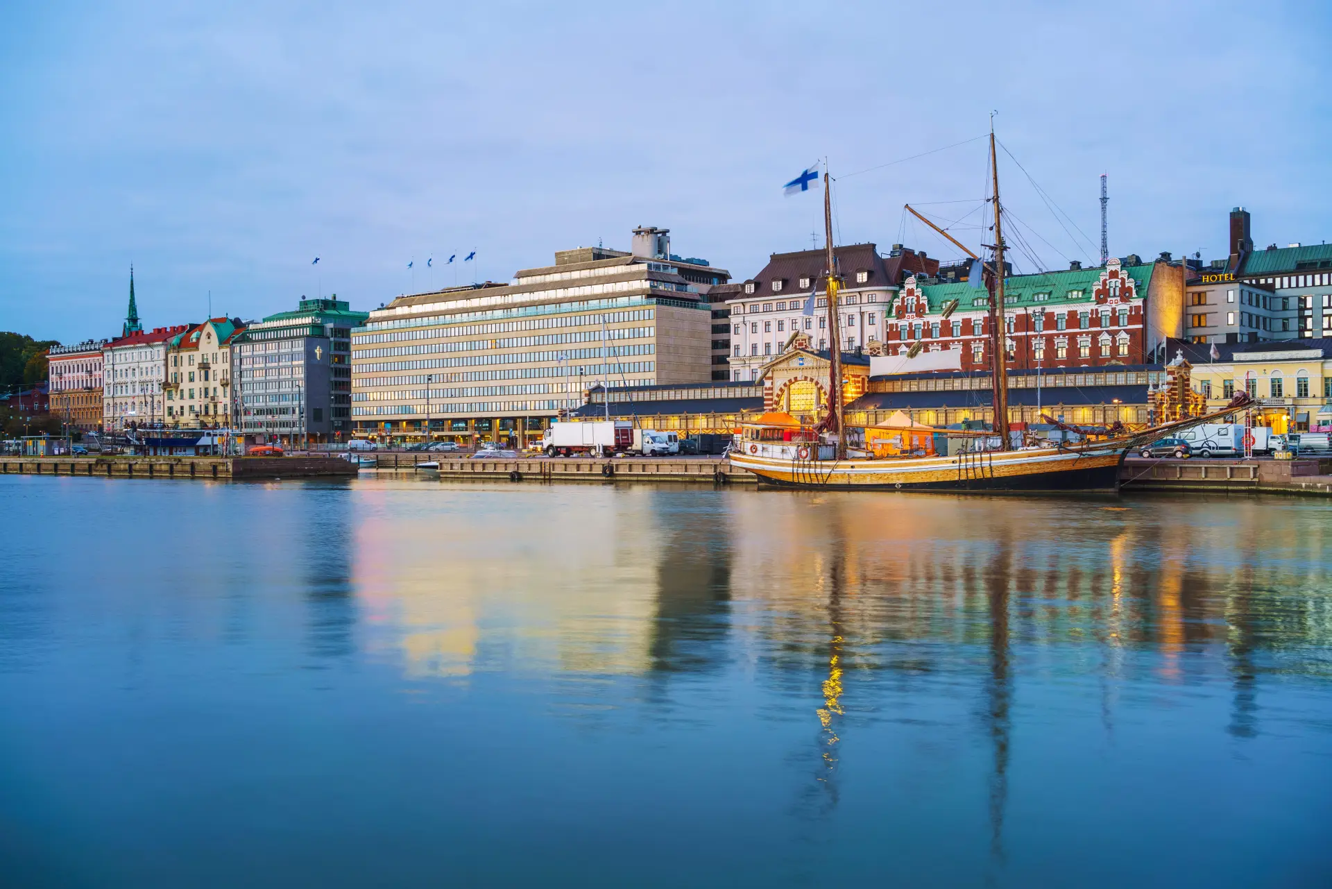 Helsinki harbor at dask