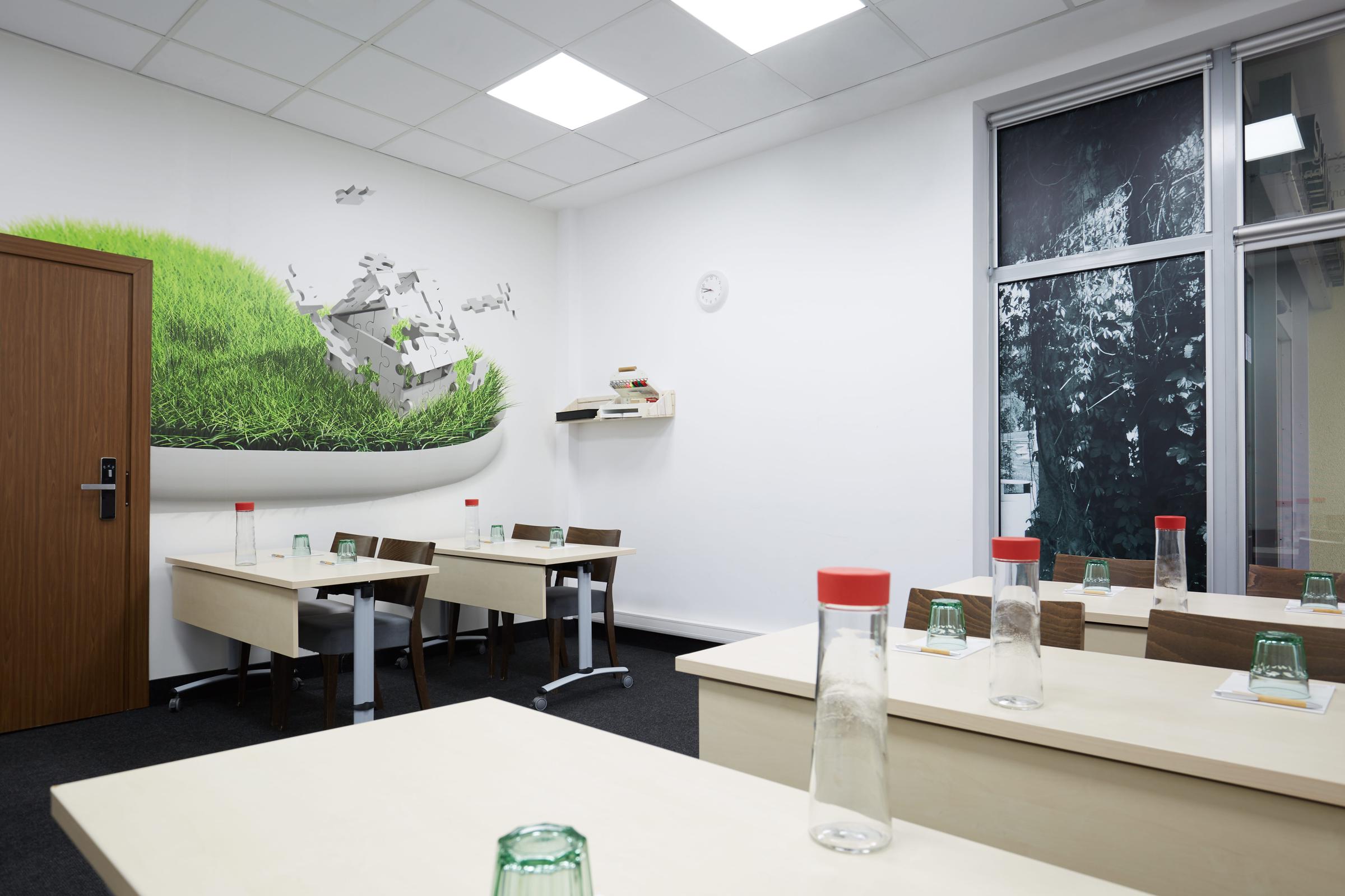 Meeting Room Trondheim, classroom style